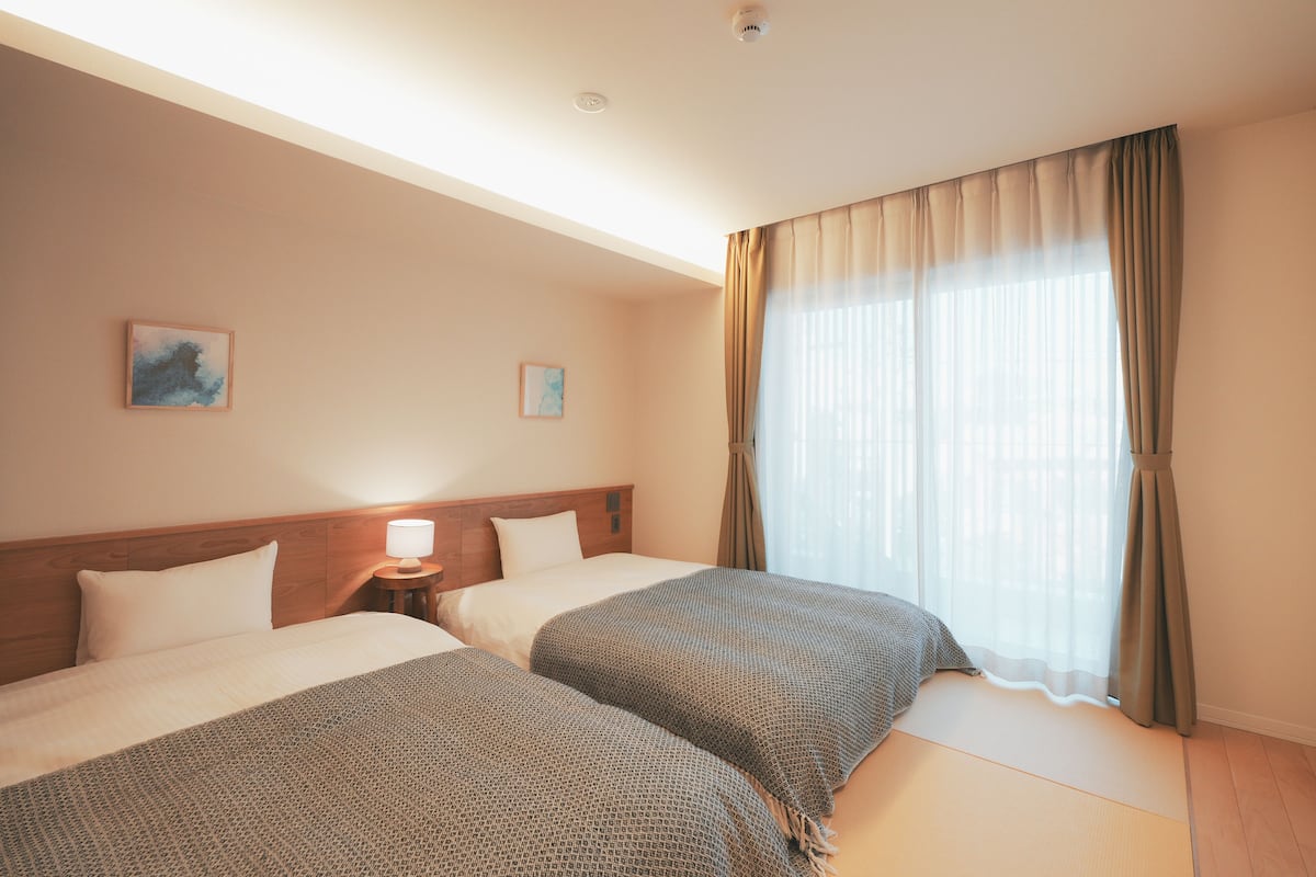 Premium bedding, down duvets, individually decorated