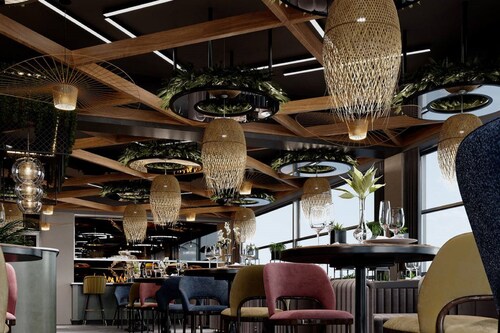 Shamsan Airport Hotel