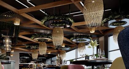 Shamsan Airport Hotel