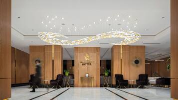 ฝ่ายต้อนรับ