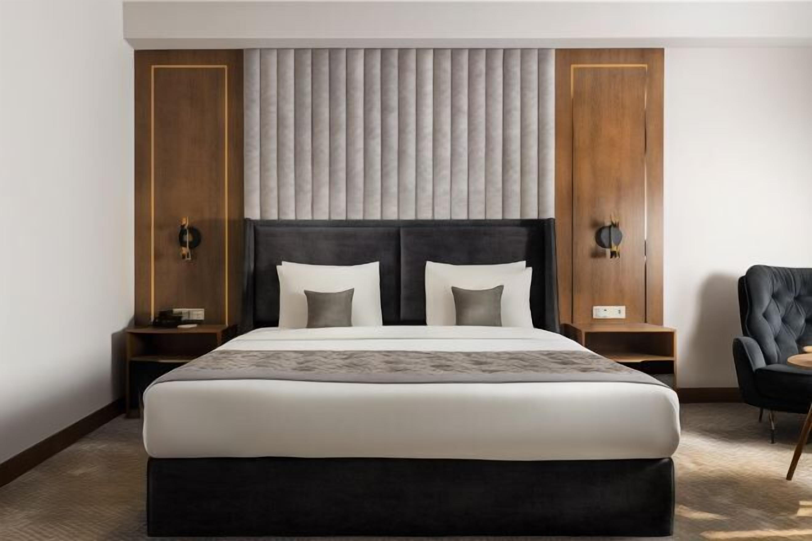 Down duvets, memory-foam beds, minibar, in-room safe