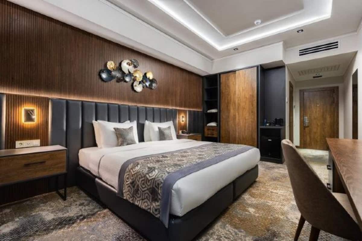 Untuvapeitot, memory foam -patjalliset sängyt, minibaari