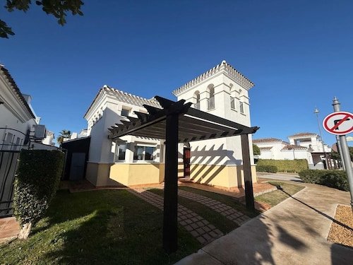 Villa with private pool - CA13LT