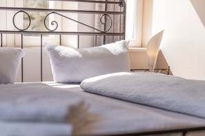 2 Schlafzimmer, Zimmersafe, kostenloses WLAN, Bettwäsche