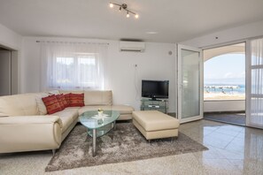 Interior - Apartments Andelic (Vir)