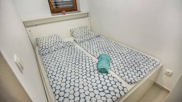 Comfort Apartment A2 | Nôi/cũi di động, truy cập Internet không dây miễn phí, bộ trải giường