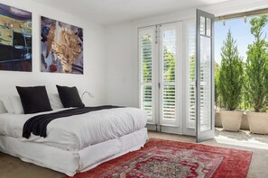 4 bedrooms