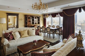Premium bedding, minibar, in-room safe, desk - Saad Hotel Astana (Astana)
