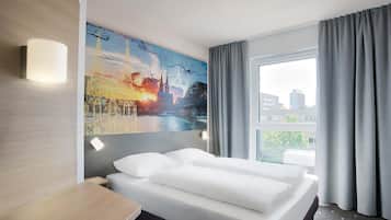Habitación doble | Escritorio, wifi gratis, ropa de cama