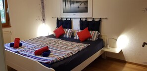 2 Schlafzimmer, Bügeleisen/Bügelbrett, Reisekinderbett, WLAN