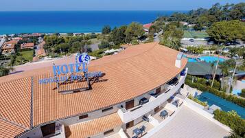 Classic Double or Twin Room | Mountain view