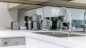 Fridge, microwave, oven, dishwasher