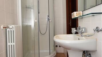 ห้องพาโนรามิก | ห้องน้ำ | ไดร์เป่าผม, ผ้าเช็ดตัว