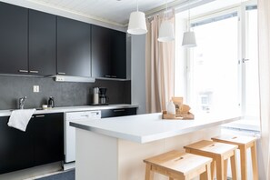City Studio | Dapur peribadi | Peti sejuk, ketuhar, dapur, mesin basuh pinggan mangkuk 