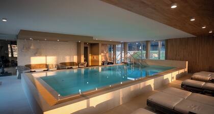My Marina Apartment mit Pool und Sauna am See