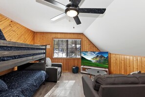5 Schlafzimmer, Schreibtisch, WLAN
