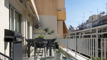 Luxury Apartment, 4 Bedrooms, Balcony | View from room