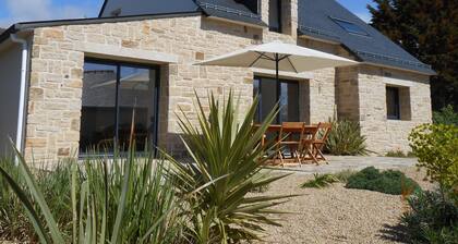 L'Aubépine - New house in a typical seaside village