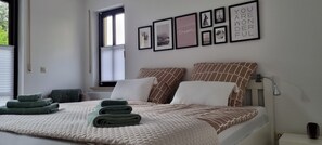 1 bedroom, in-room safe, free WiFi, bed sheets