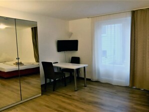 Studio with Terrace | Free WiFi - Felseneck Apartments (Helgoland)