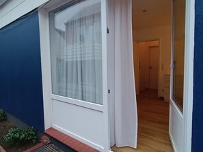 Studio with Terrace | Free WiFi - Felseneck Apartments (Helgoland)