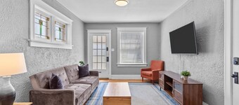 South City First Floor 2 Bedroom Apartment