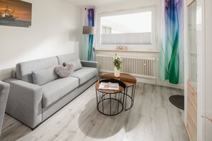Fernseher, Stereoanlage