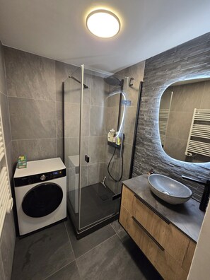 Dusche, Haartrockner