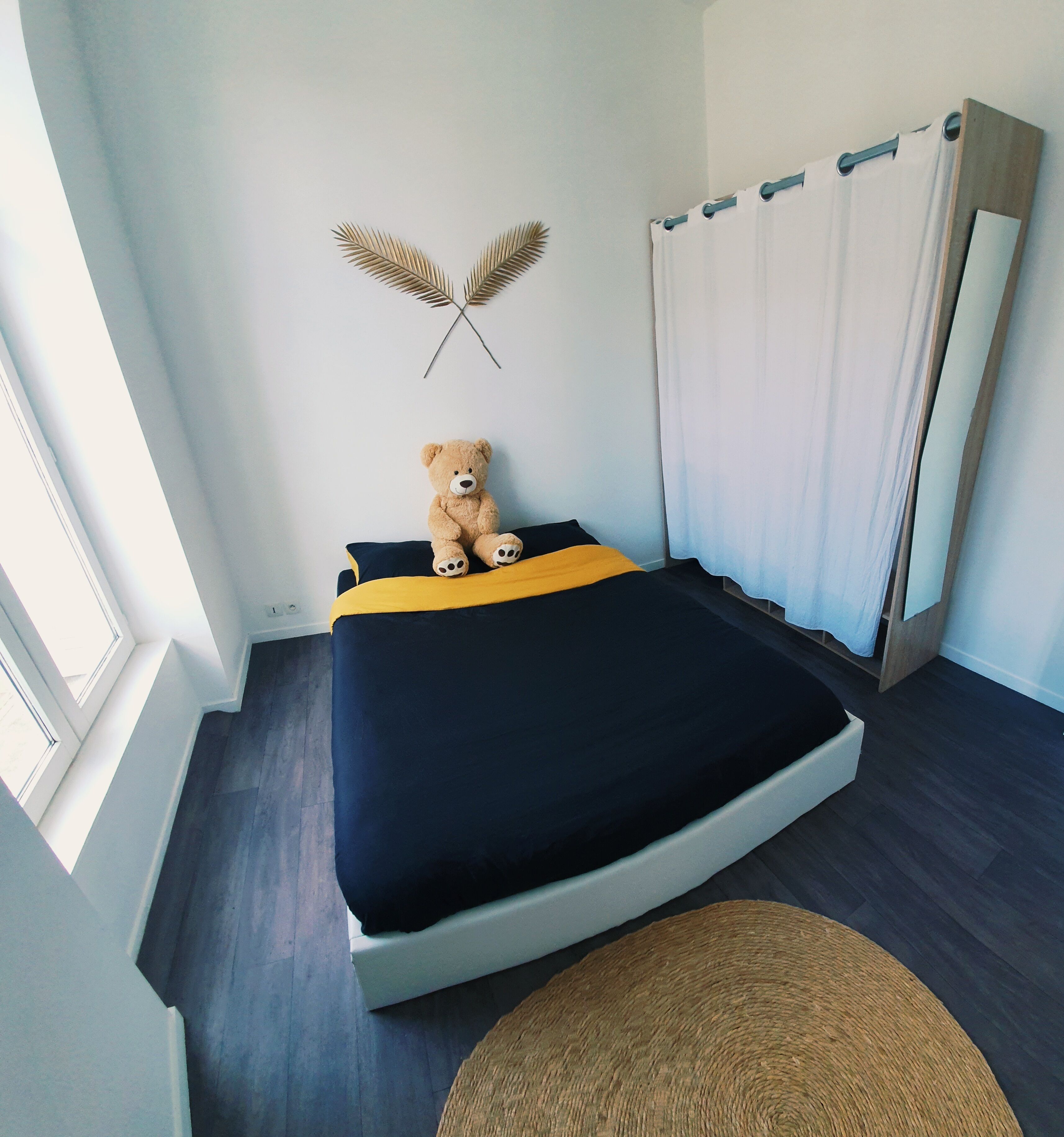 2 室のベッドルーム、アイロン / アイロン台、WiFi (無料)、ベッドシーツ