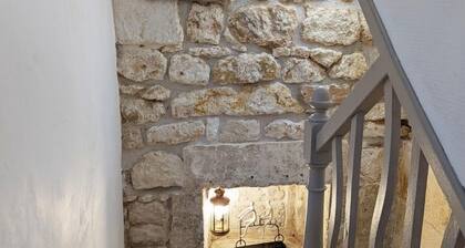 Maison de charme 19Ăšme rĂ©novĂ©e proche AngoulĂȘme, idĂ©ale famille, Ă©quipement complet, animaux acceptĂ©s