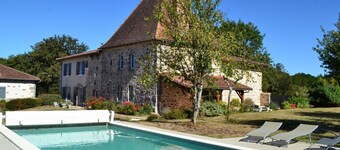 Spacious cottage with private pool and garden, ideal for families with pets