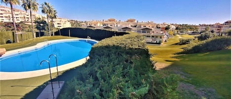 Utomhuspool