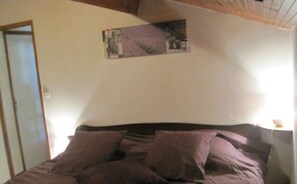 3 Schlafzimmer, Bügeleisen/Bügelbrett, WLAN