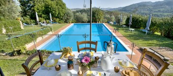 Montaperti is a characteristic 19th century Tuscan villa