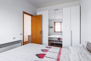 1 camera, Wi-Fi gratuito, lenzuola