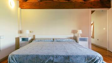 1 camera, ferro/asse da stiro, Wi-Fi gratuito, lenzuola