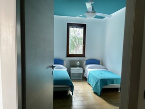 3 chambres, accès au Wi-Fi (inclus), literie fournie