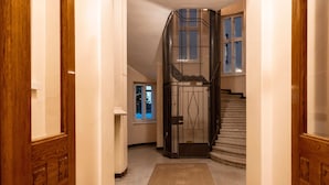 Lift - 2ndhomes Cozy & Compact Top Floor Studio (Helsinki)