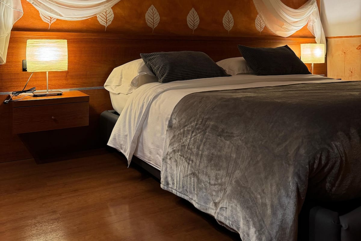 Quarto standard | Roupas de cama premium, edredons de pluma