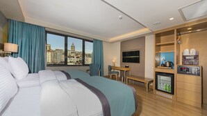Kamar Standar | Pemandangan kota dari properti