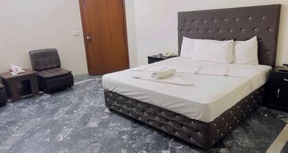 Hotel Rose Inn
