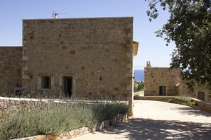 Villa Majestueuse, piscine privée | 2 chambres, fer et planche à repasser