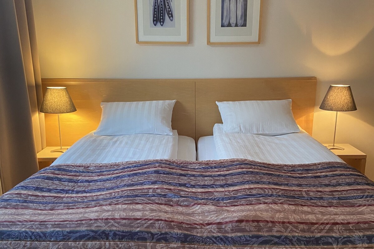 Soundproofing, WiFi (free), bed sheets
