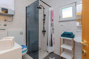 Classic Apartment (A2) | Bathroom - Apartments Jozef (Vir)