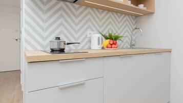 Réfrigérateur, plaque de cuisson