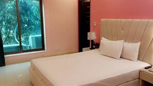 WiFi (free) - Xpress Hotel (Lahore)