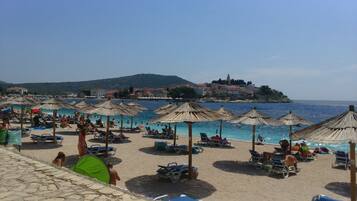 Sun-loungers