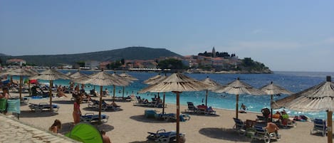 Sun-loungers