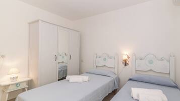 Standard-talo, useita makuuhuoneita, 2 kylpyhuonetta (La Casa Di Farina With Pool) | 2 makuuhuonetta, Wi-Fi, vuodevaatteet