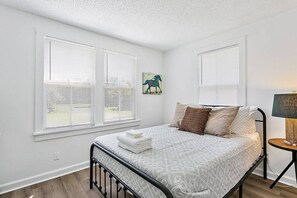 3 habitaciones, tabla de planchar con plancha y wifi gratis 